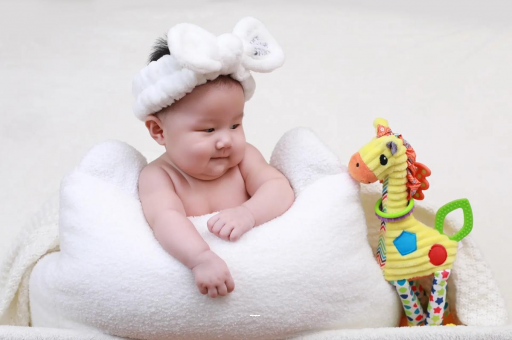 姜堰宝宝打嗝吐奶怎么回事